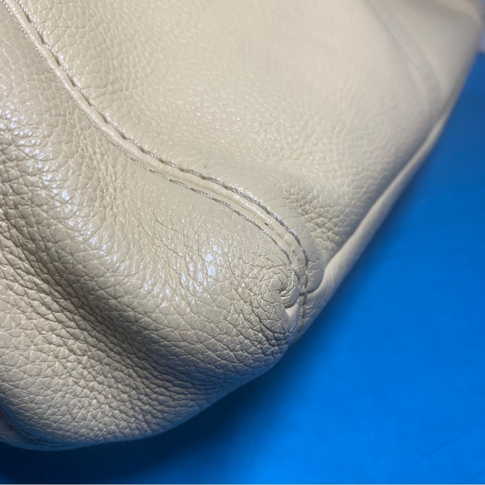 Coach Yellow Leather Shoulder Bag - Picture 8 of 17